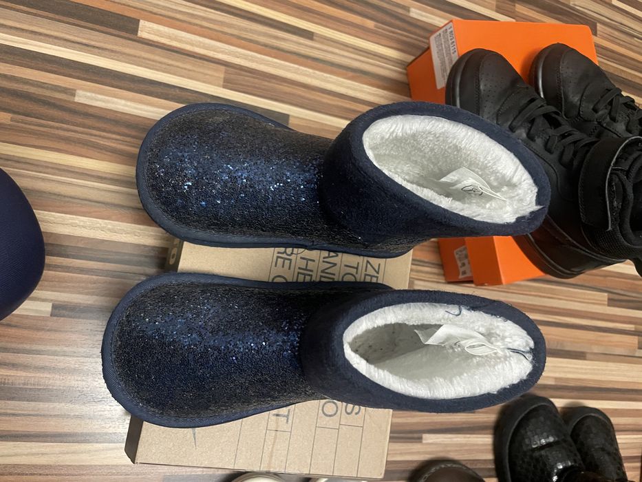 Cizme imblanite Frozen nr 28/29