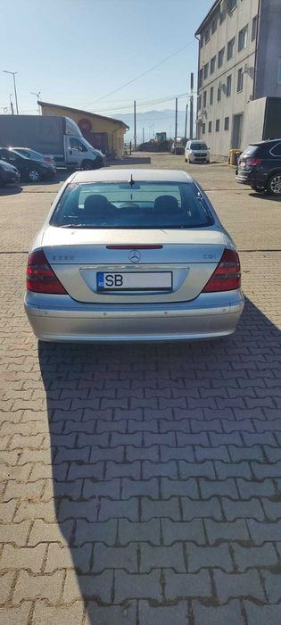 Vand Mercedes Benz E220 W211