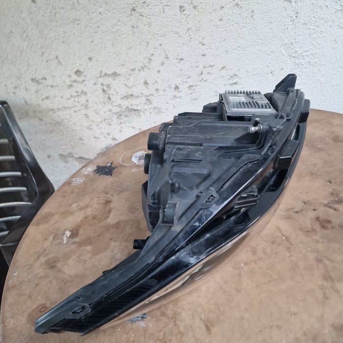 Ford Mondeo full led 2016 ляв фар