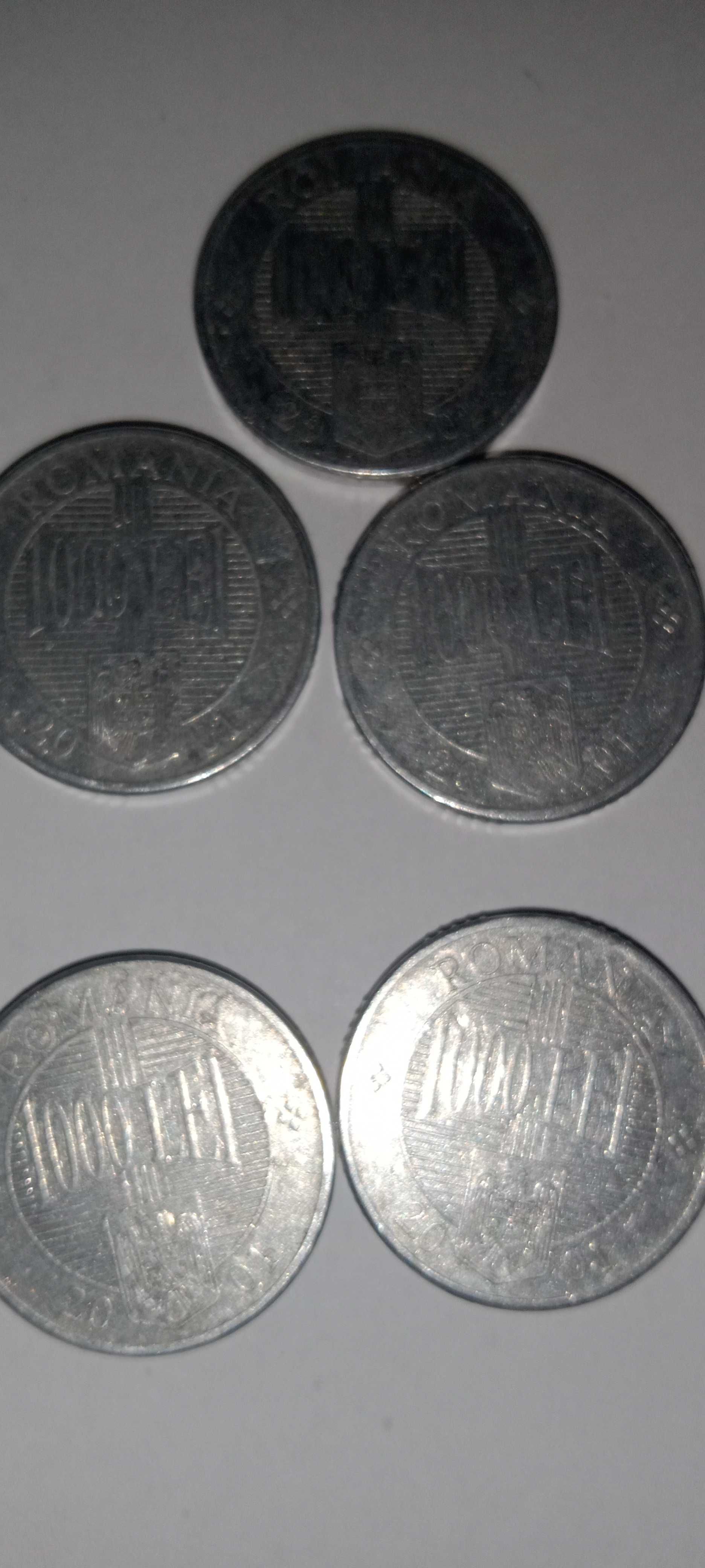 Vând monede de 1000 lei cu C.Brâncoveanu,an 2001-2004