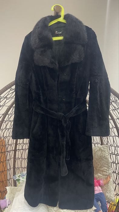 Шуба бобер , воротник норка , состояние хорошее