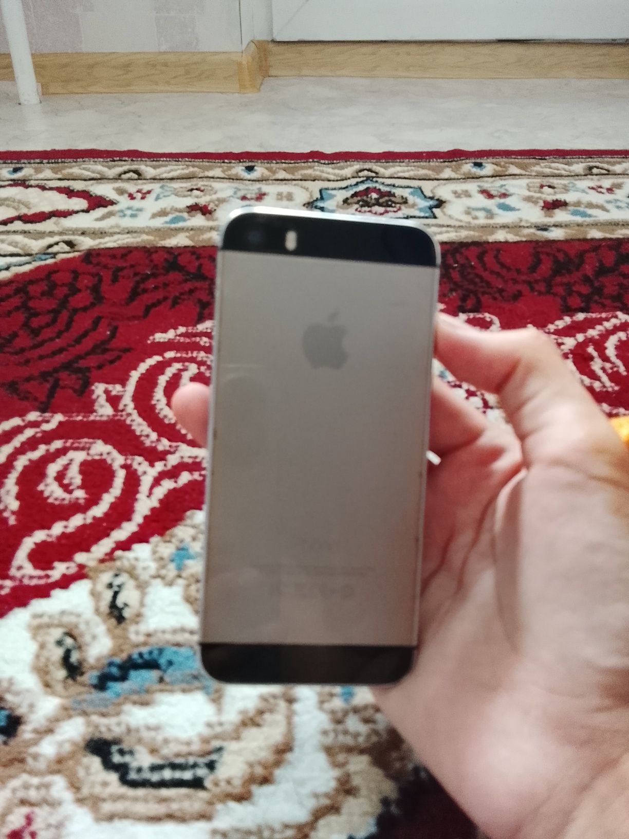 iPhone 5s телефоны