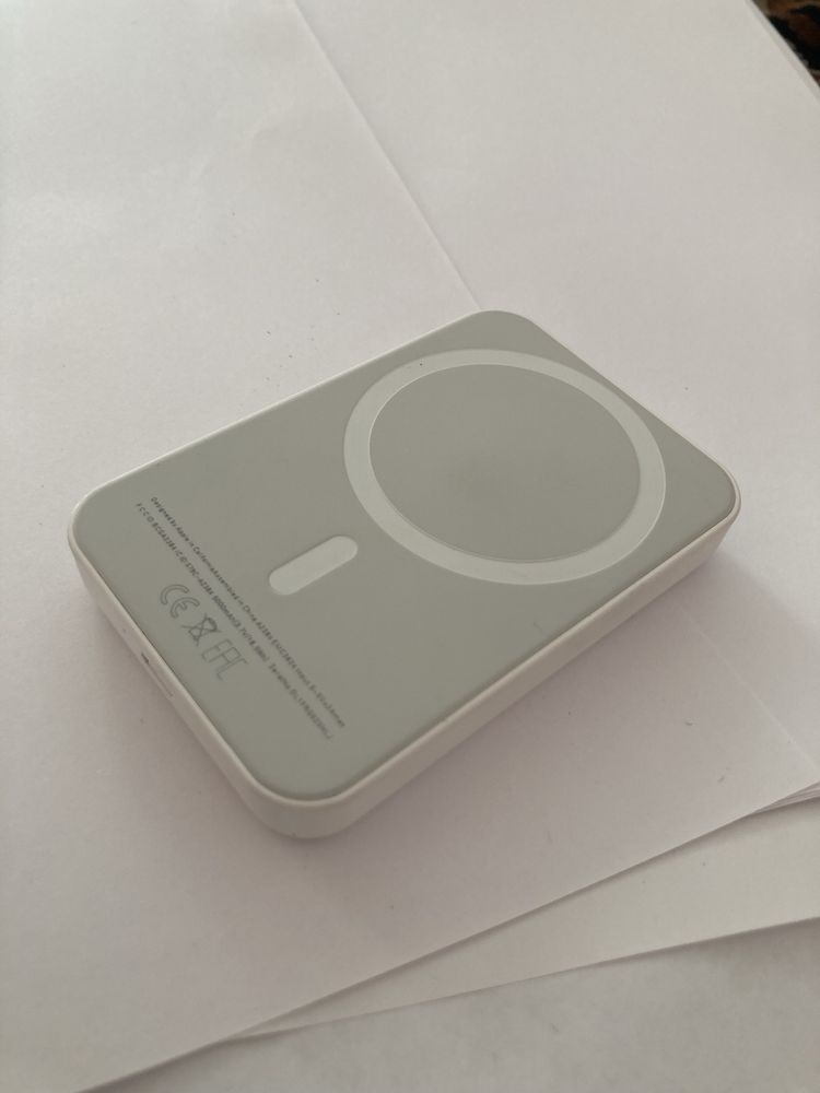 Apple Magsafe-магнитная,безпроводная зарядка