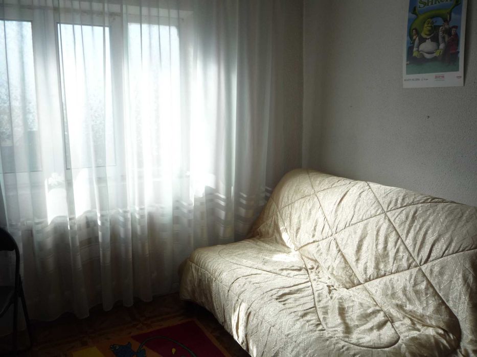 caut coleg - camere de inchiriat