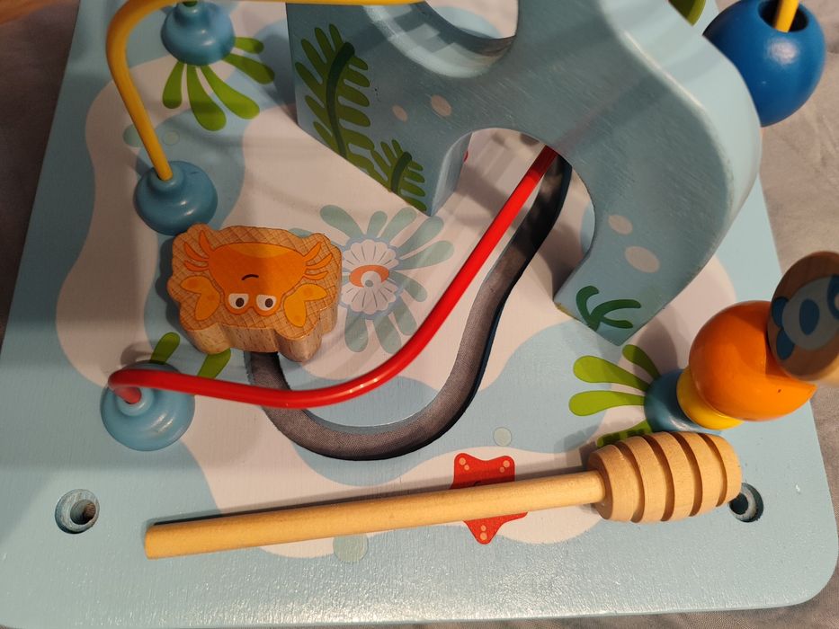 HAPE Монтесори куб - Мултифункционален куб с ксилофон + подарък пъзели