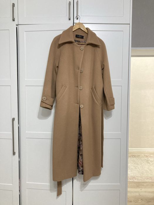 Пальто, қалың, состояние жақсы