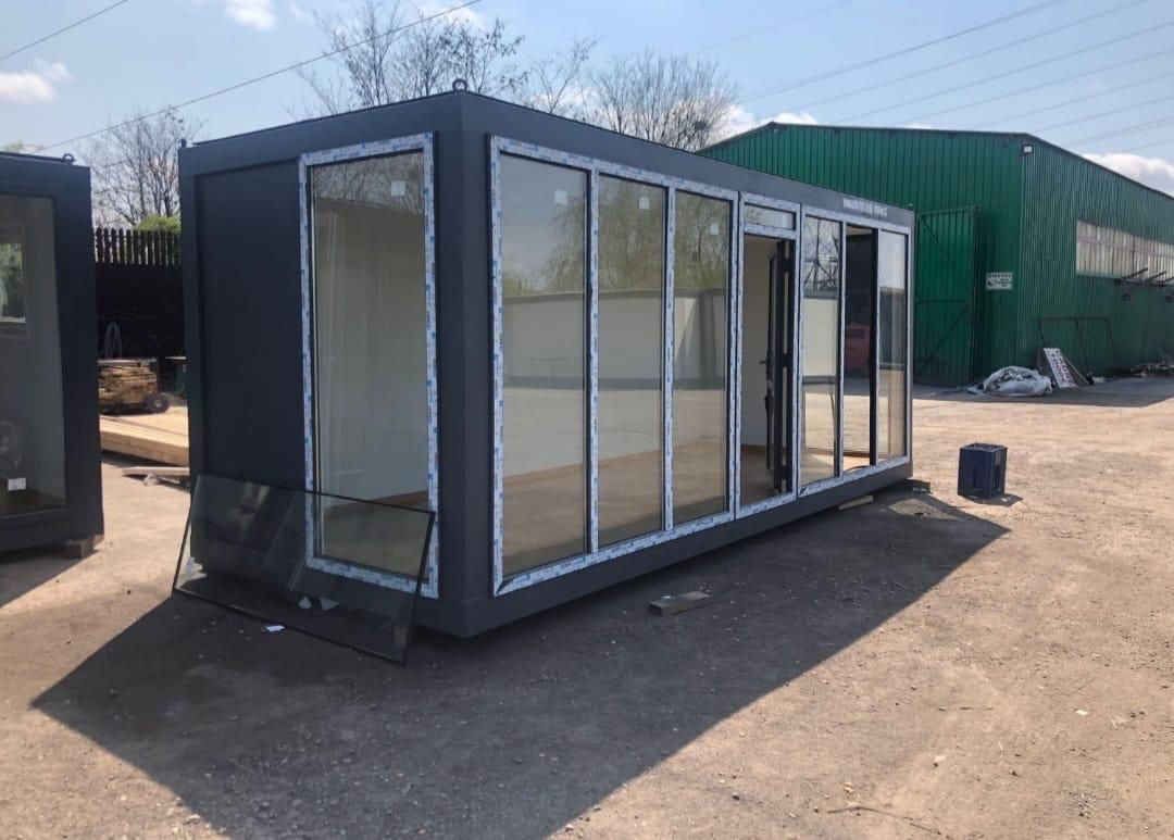 Container modular și casute