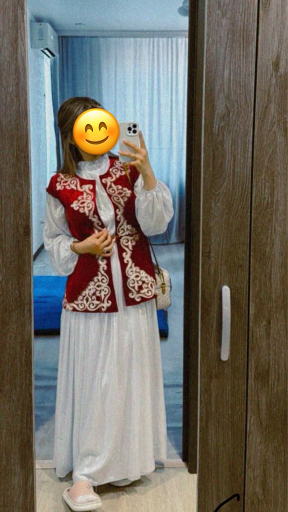 Платье с кожакай