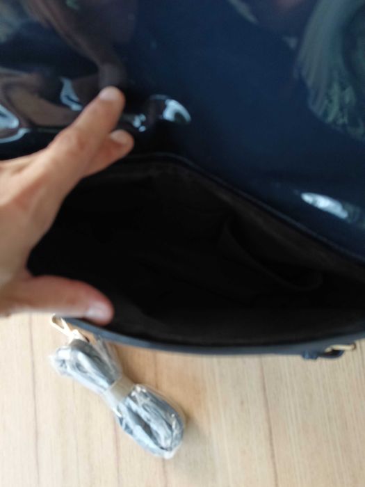 Poșetă lac bleomarin Brantano