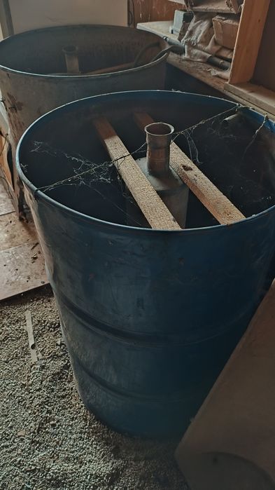 Продавам казан от дебел хром никел материал