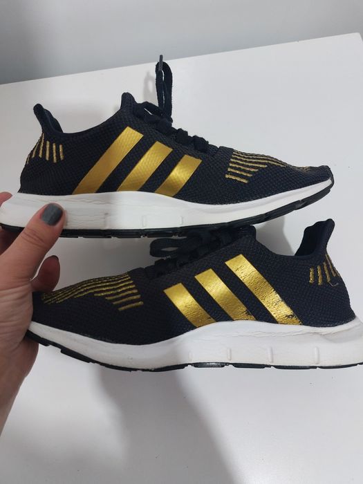 Adidasi adidas dama