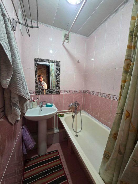 Продаётся 3х комн квартира на 2 этаже Ор-р Мафтуна бар