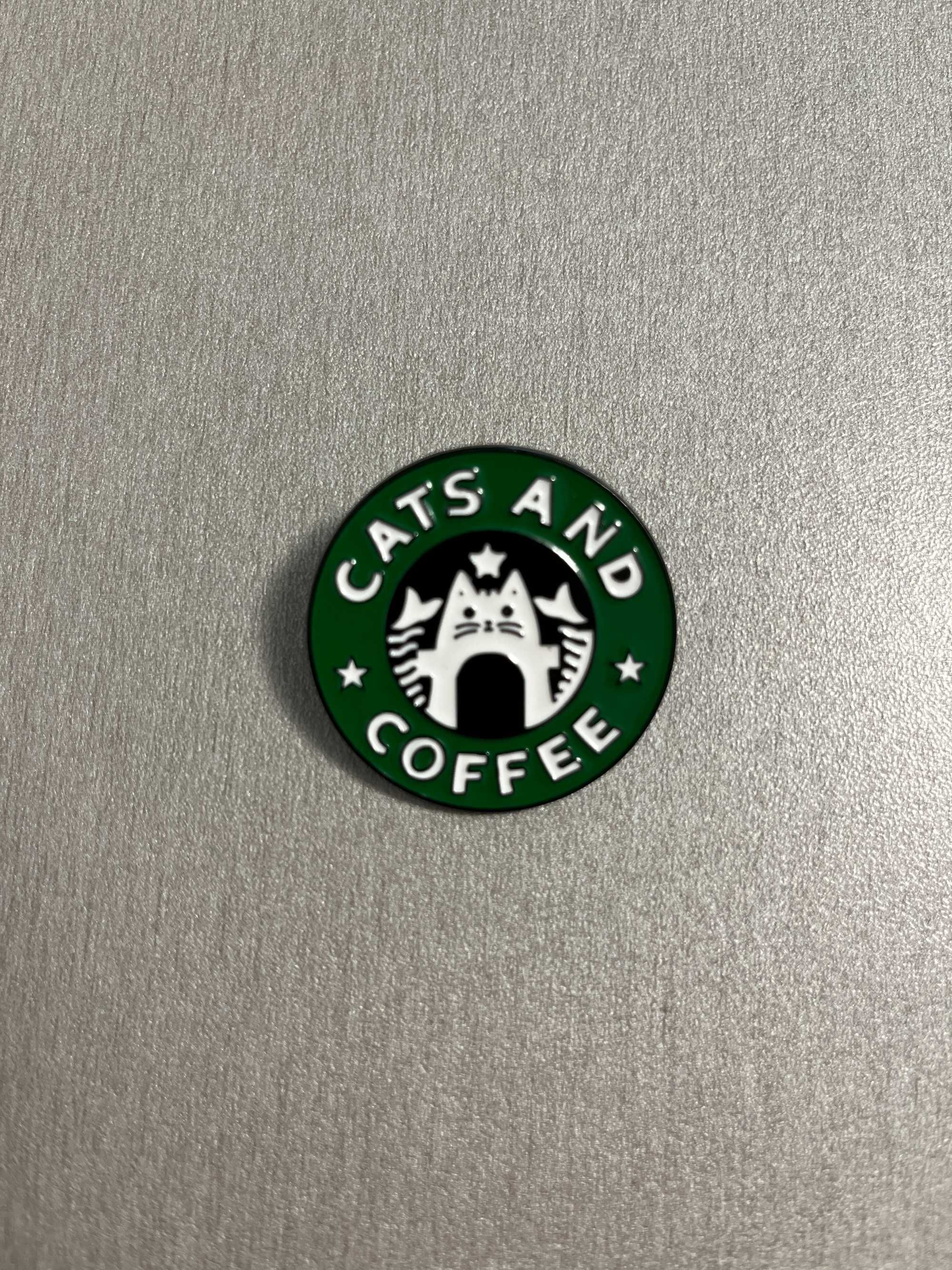 Pin/Brose/Insigna Metalica - Cats and Coffee