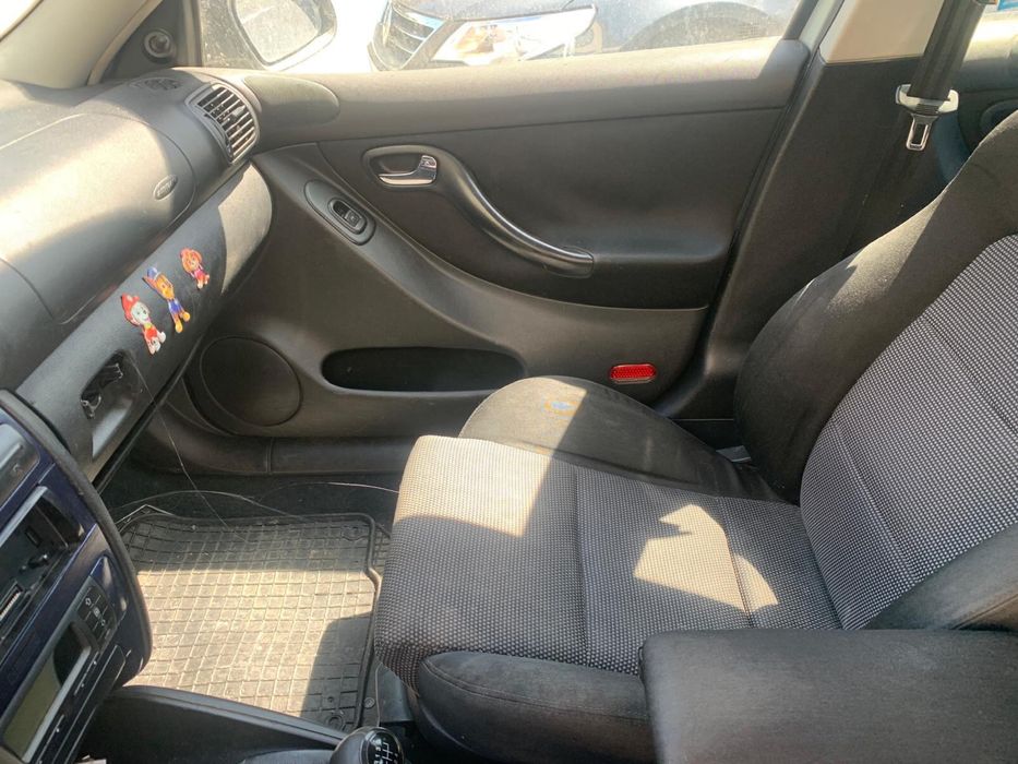 Seat leon 1m benzina si gpl