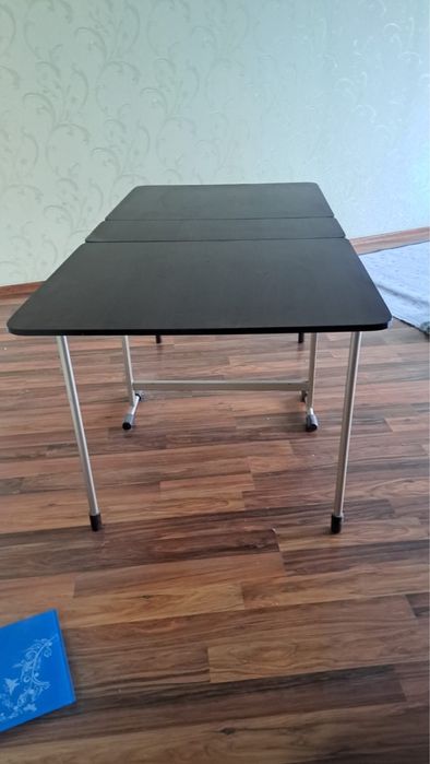 Стол - книжка !