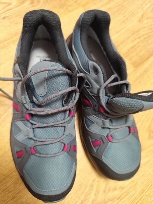 Adidași Salomon mărime 40 buni pentru 39