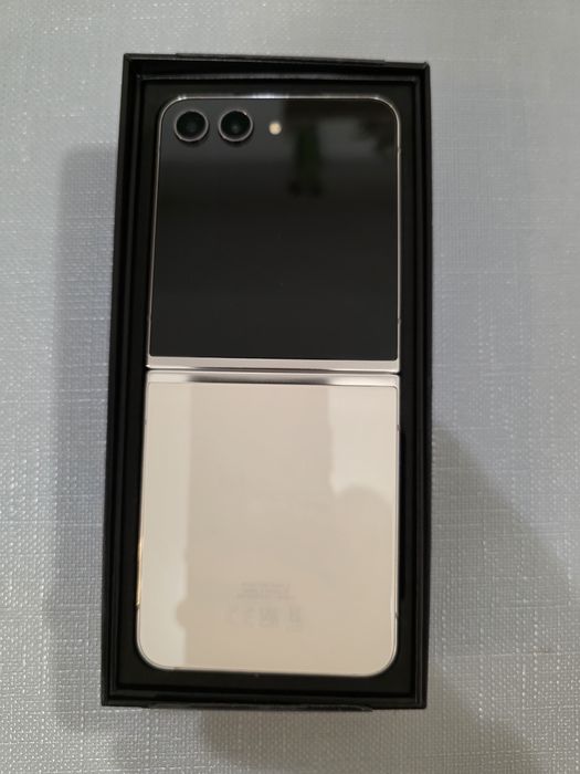 Vand samsung galaxy z flip5