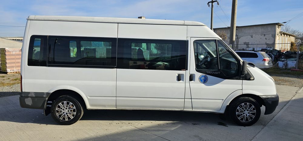 Ford Transit 2009  transport persoane 8+1 plus rampă handicap