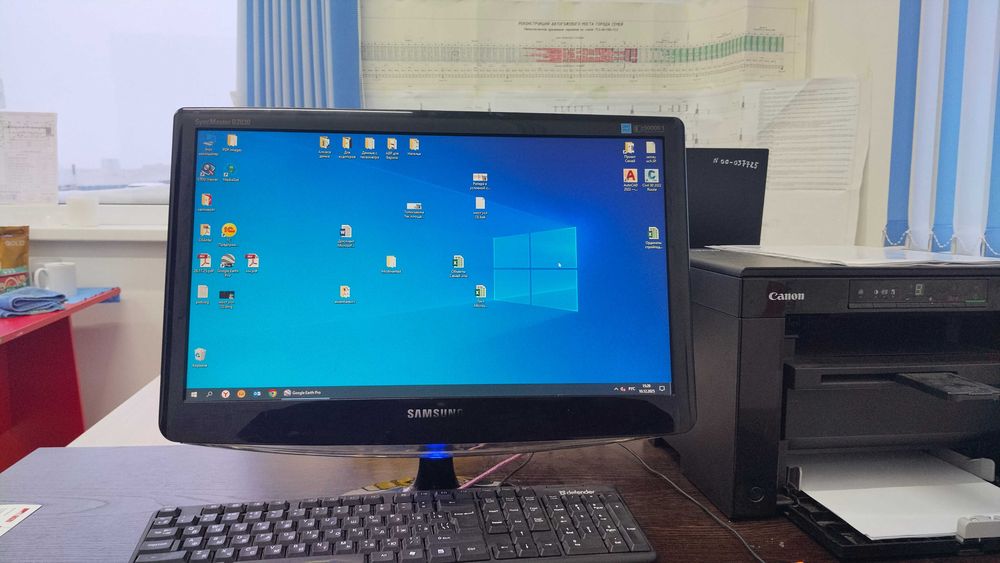 Монитор Samsung в отличном состоянии