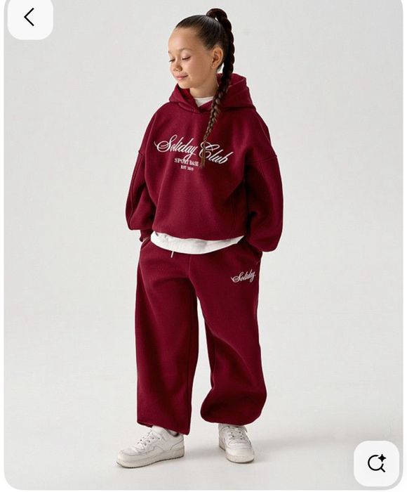 Стильная модная однжда для девочки 10-12 лет