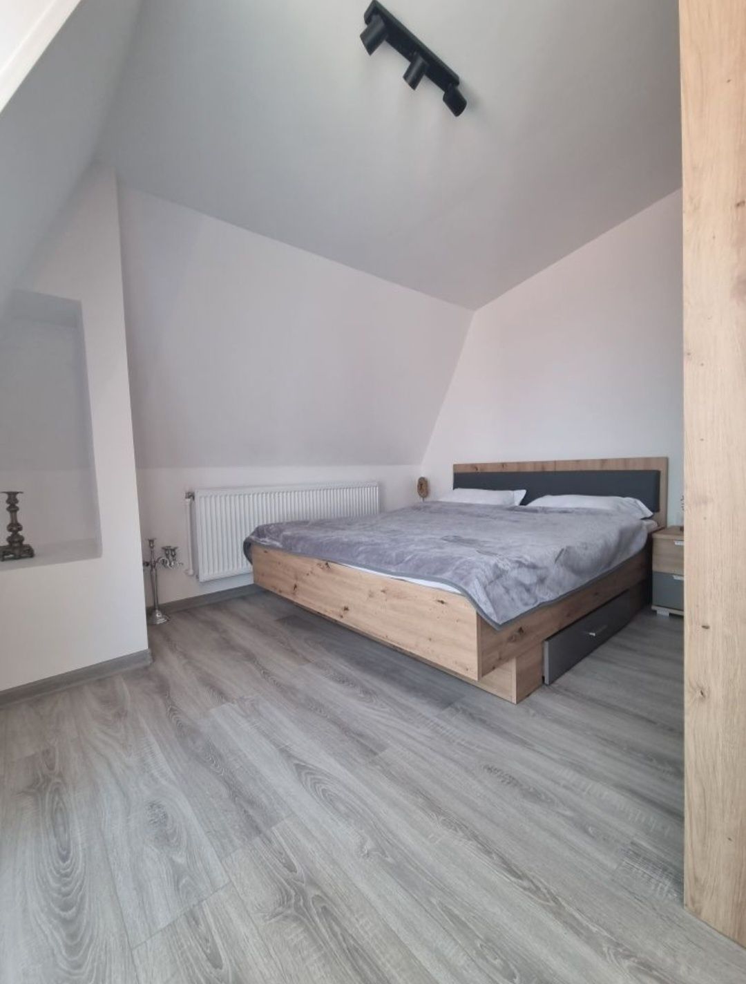 Apartament de închiriat