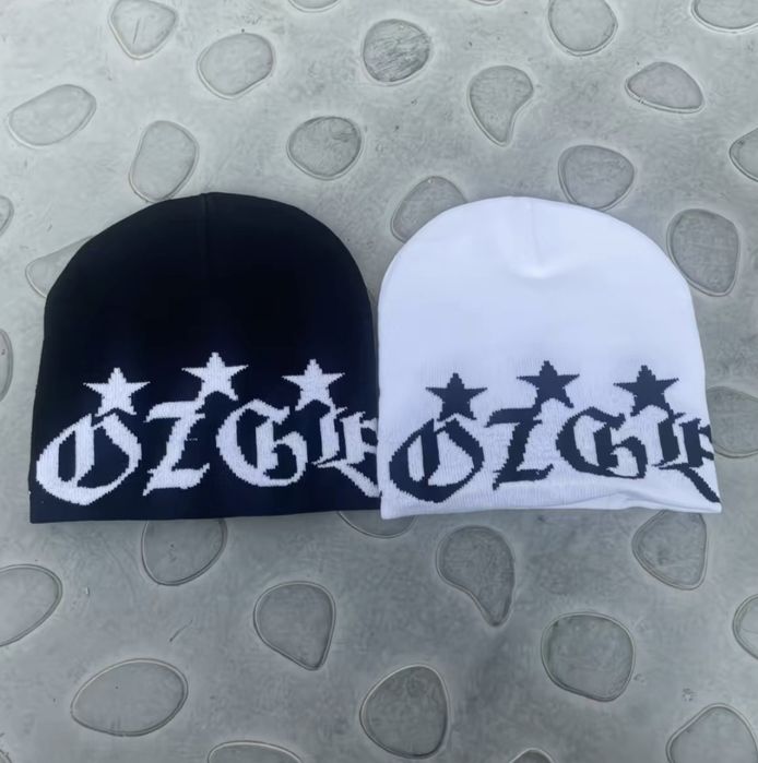 Шапка OZGE PUBLIC в стилье Y2K
