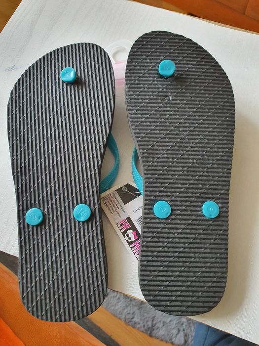 Slapi disney Monster High marimea 35-36