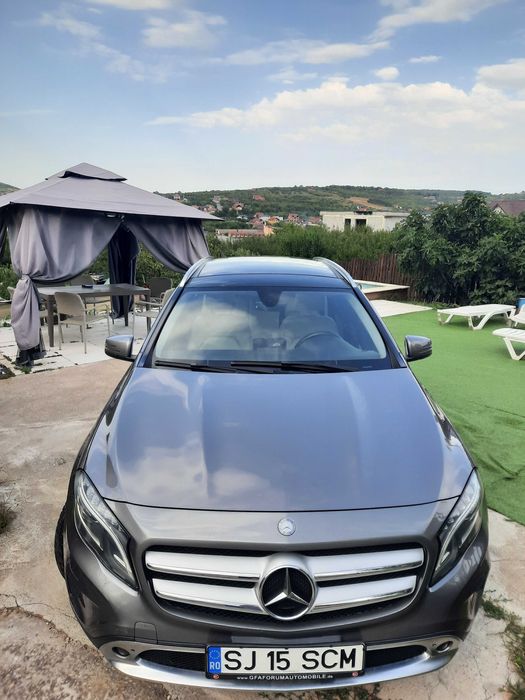 Mercedes GLA 220