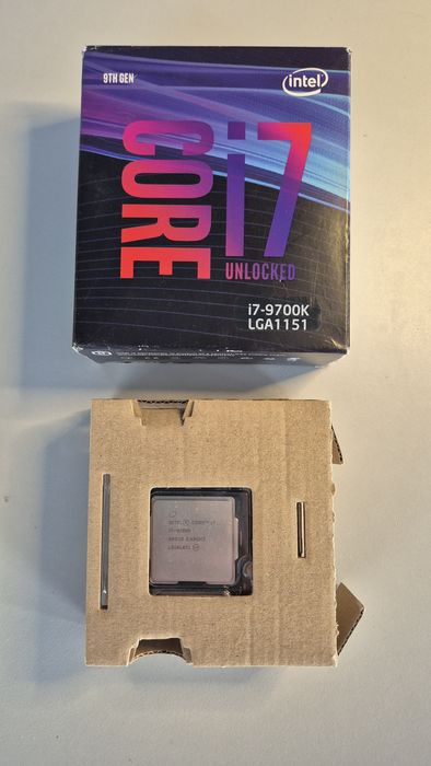 Core i7-9700K Intel gen9 8-core LGA1151v2