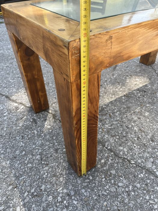 Дървени ниски маси