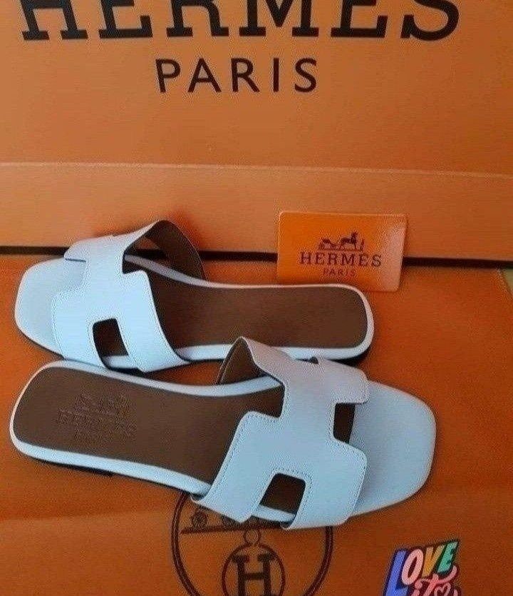 Papuci/șlapi damă,+geanta, saculet, etichetă