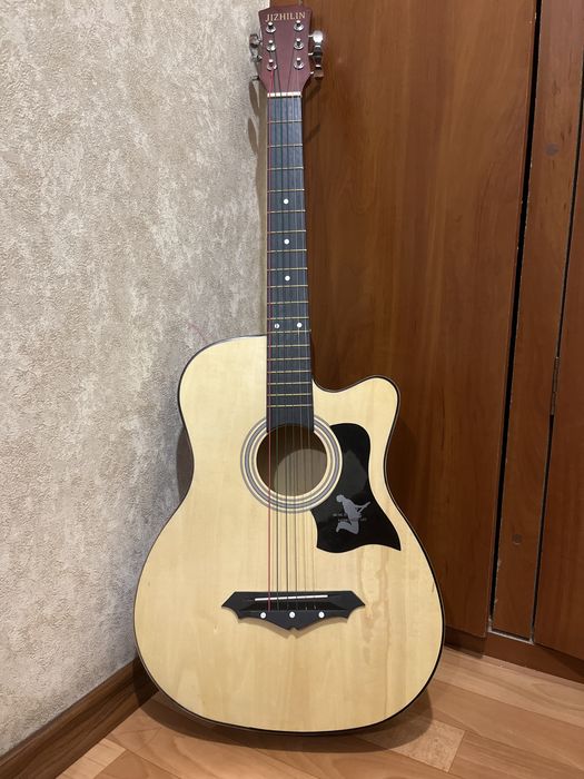 Продается гитара