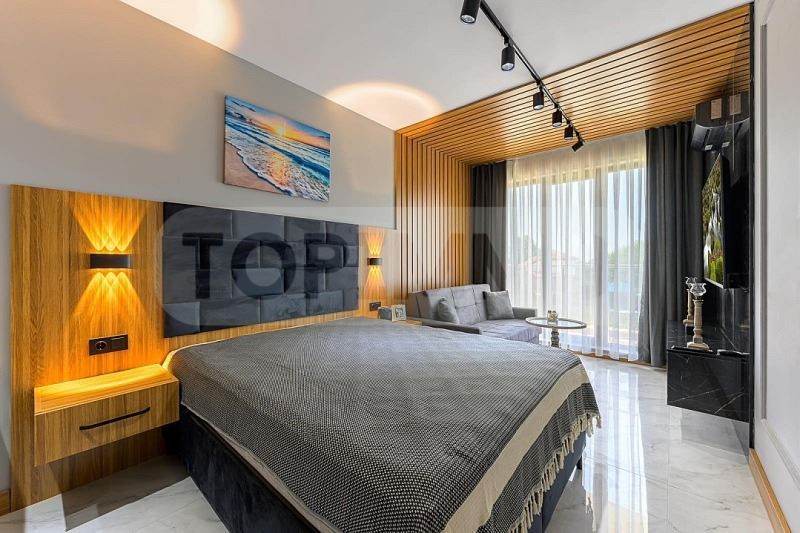 Продава се Едностаен апартамент в с. Шкорпиловци, Област Варна - 42 кв.м за 1379 €/кв.м - Снимка #2