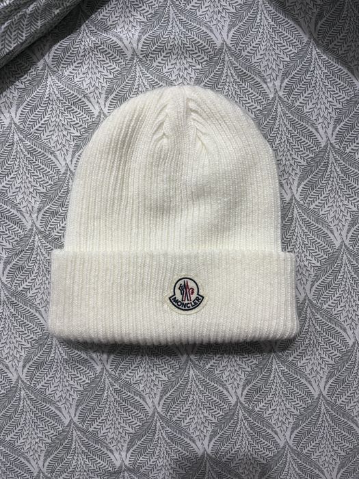 Caciula moncler