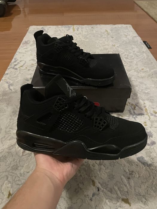 Jordan 4 Black Cat