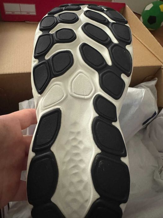 New Balance Fresh Foam X More v4 - Running - 39EU & 41.5EU