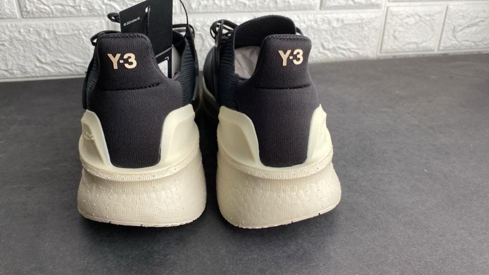 Y-3 Ultraboost 5