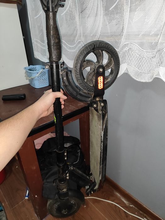 Trotinetă electrică