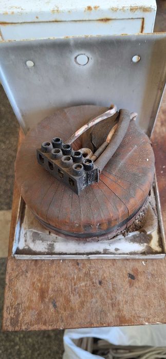 Резетвиран. Траф, трансформатор 220/100V, за японски климатик