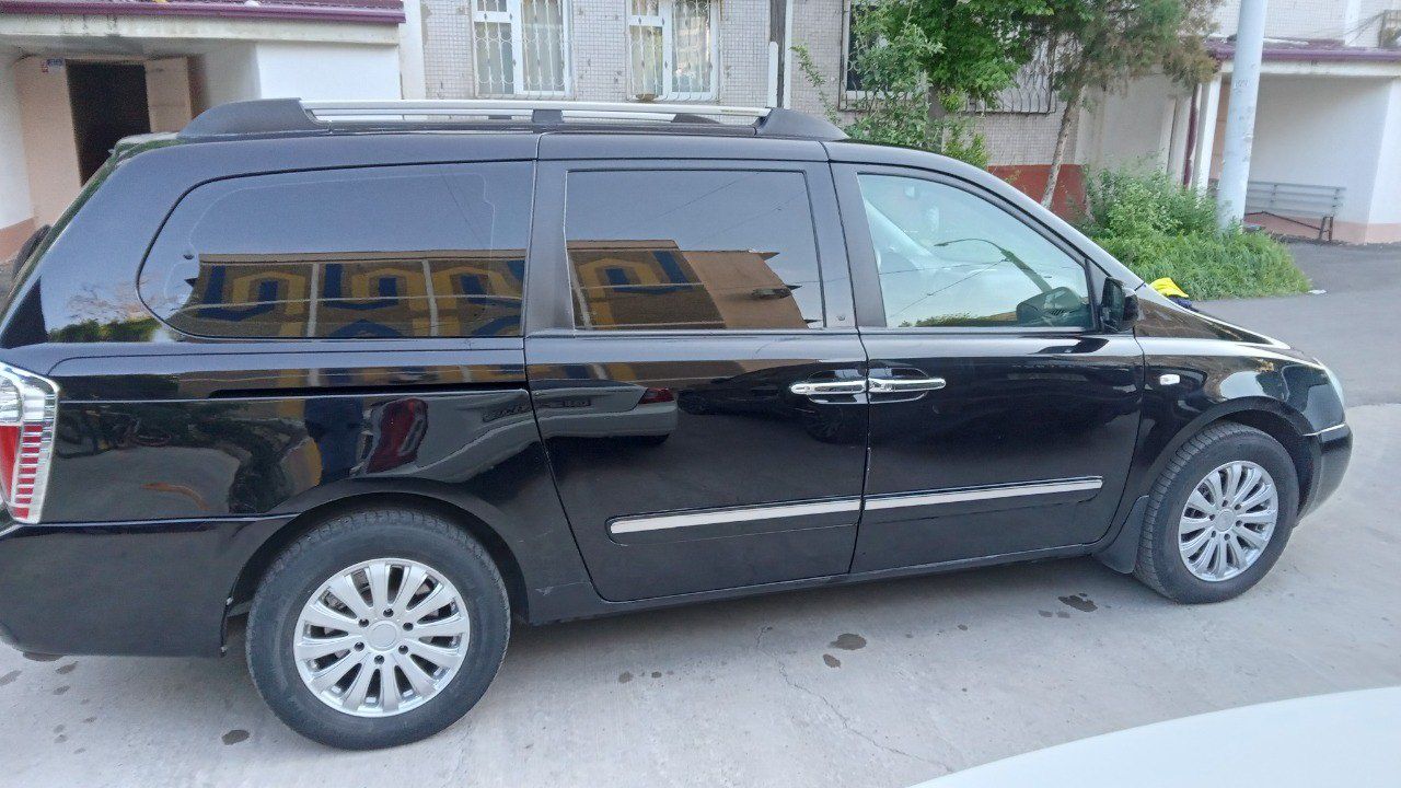 Заказ микроавтобуса KIA Carnival