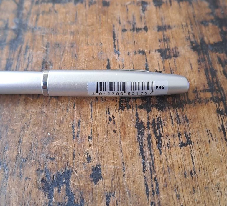 писалка Пеликан Peliкan сребрист метал в кутия