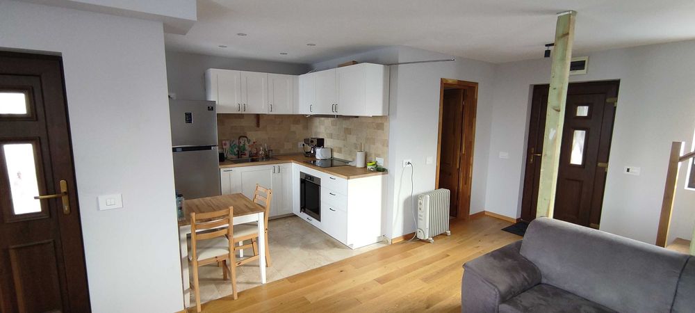 CABANA DE ÎNCHIRIAT -  Cabana Mămăruța - Bălcești,