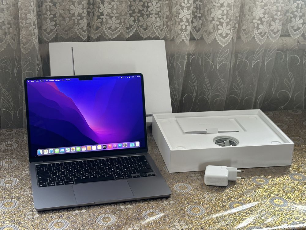 Apple MacBook Air 13.6 M2 2023|CHIP M2,2022|OZU 16GB|SSD256GB|Touch ID