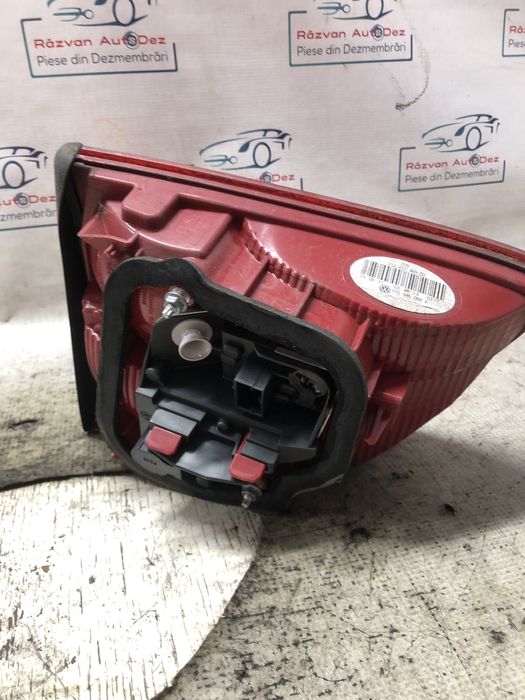 stop stanga hayon  volkswagen touran 2012