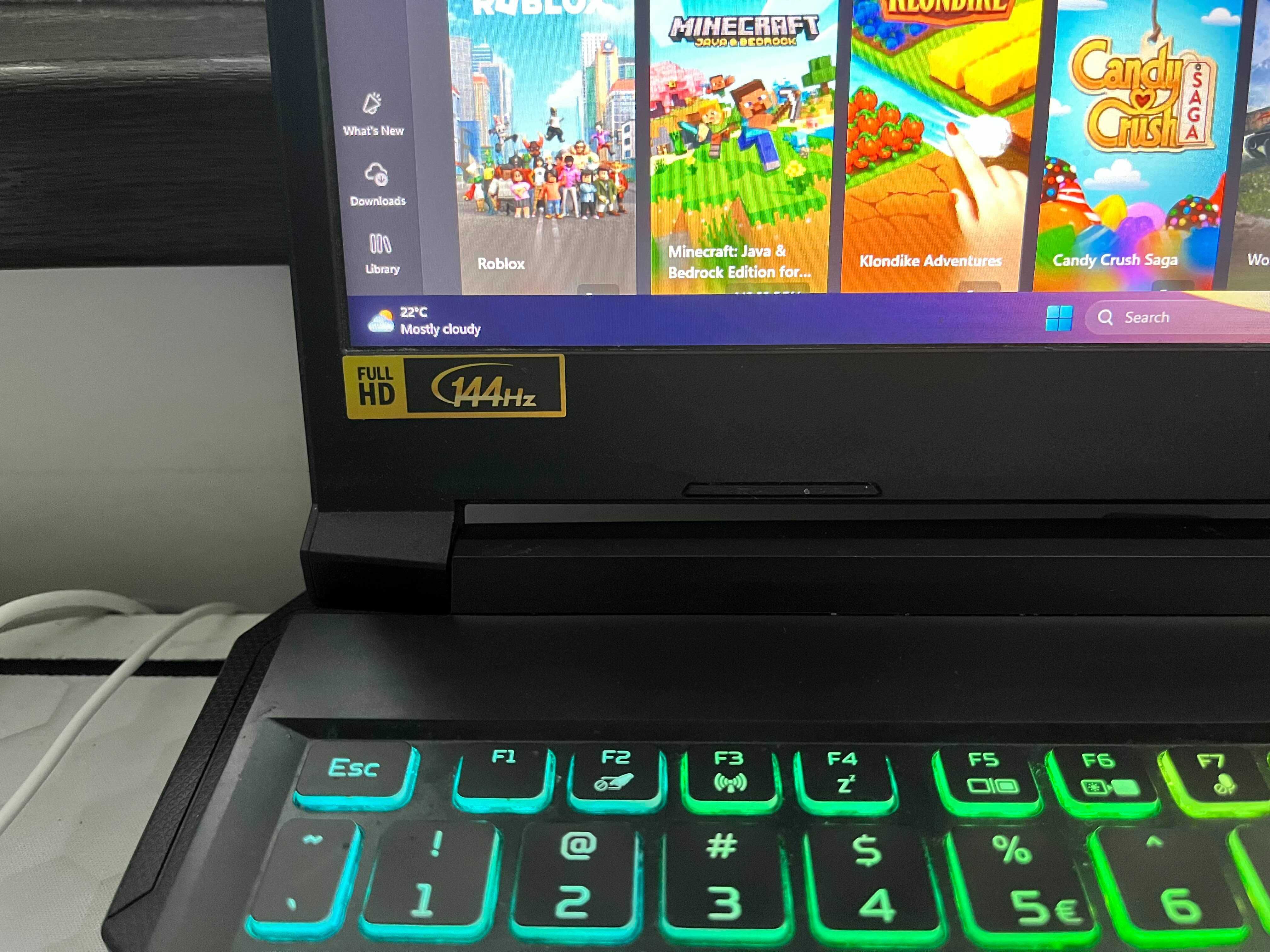Acer nitro 5,Ryzen 5600H,Radeon Graphics, RTX 3060,16 gb ram impecabil