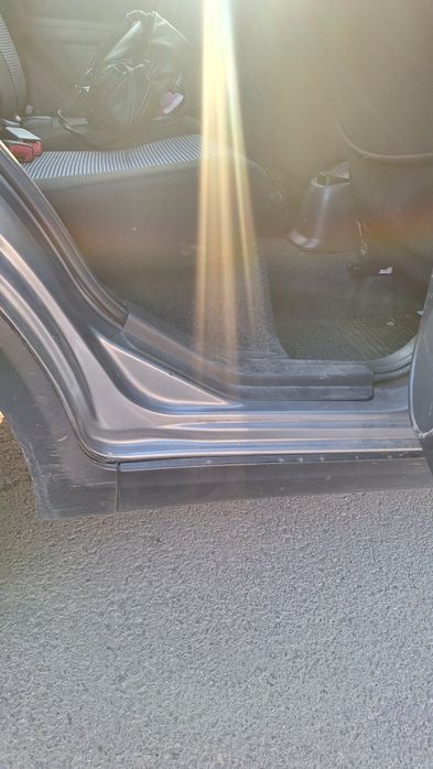 Vând sau schimb Fiat Sedici 1.6 benzină