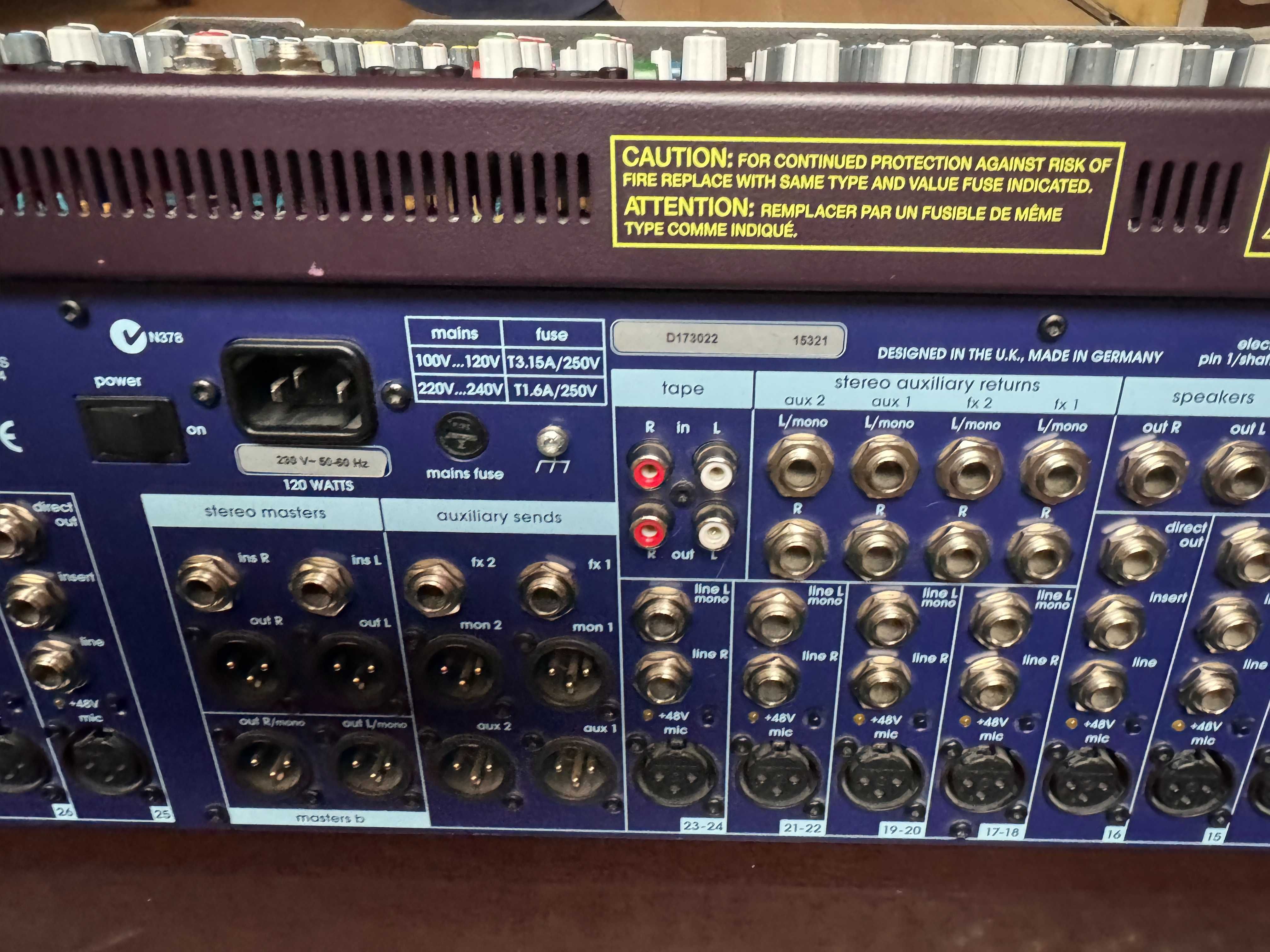 Mixer Midas Venice 320 & Flight case - Near mint condition