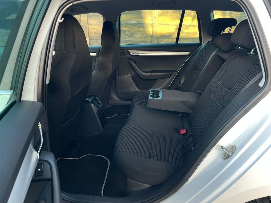 Skoda Octavia 2.0TDi 150Cp An 2015 4x4 Bi-Xenon-Led-Line Asisst Euro5