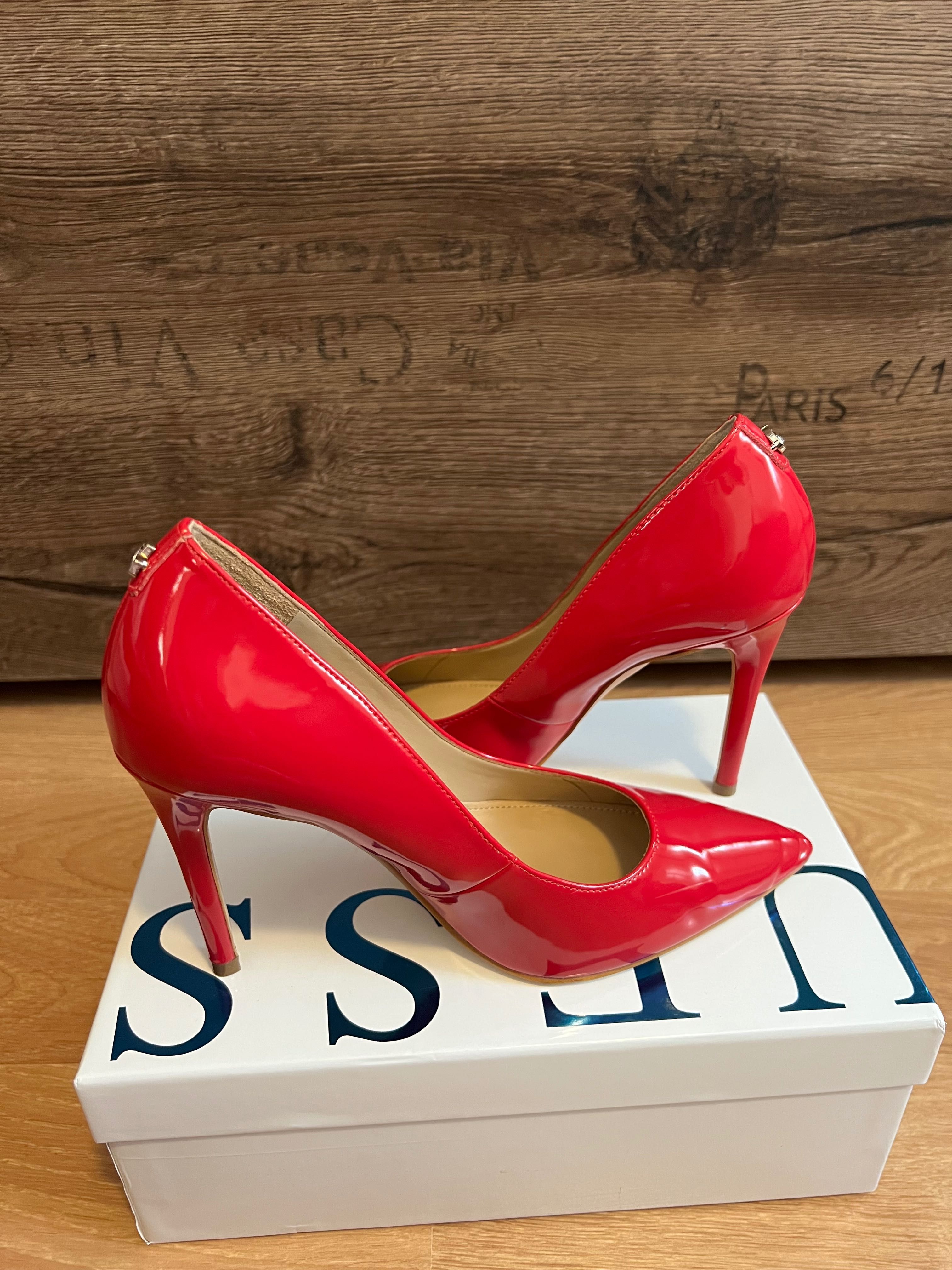 Pantofi guess roz, 37