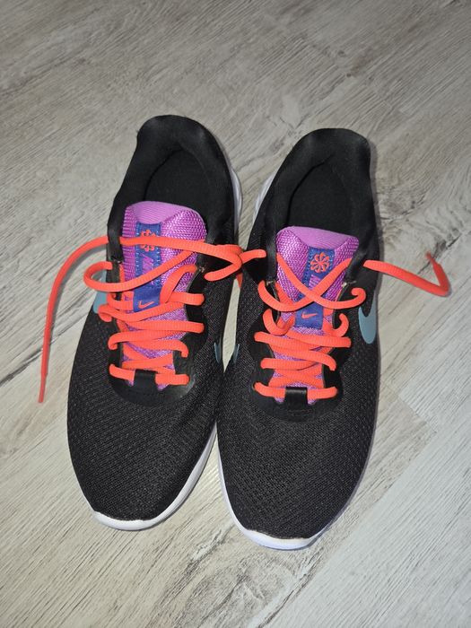 Дамски маратонки